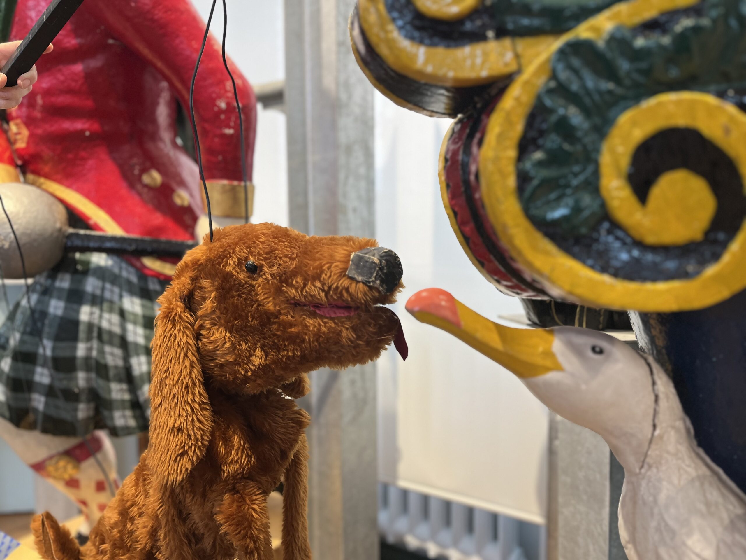 Dog puppet meets a seagull figurehead in the Victory Gallery